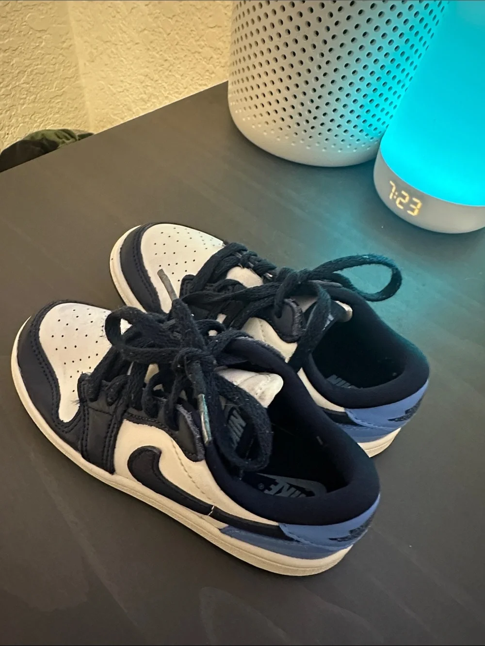 Nike children low